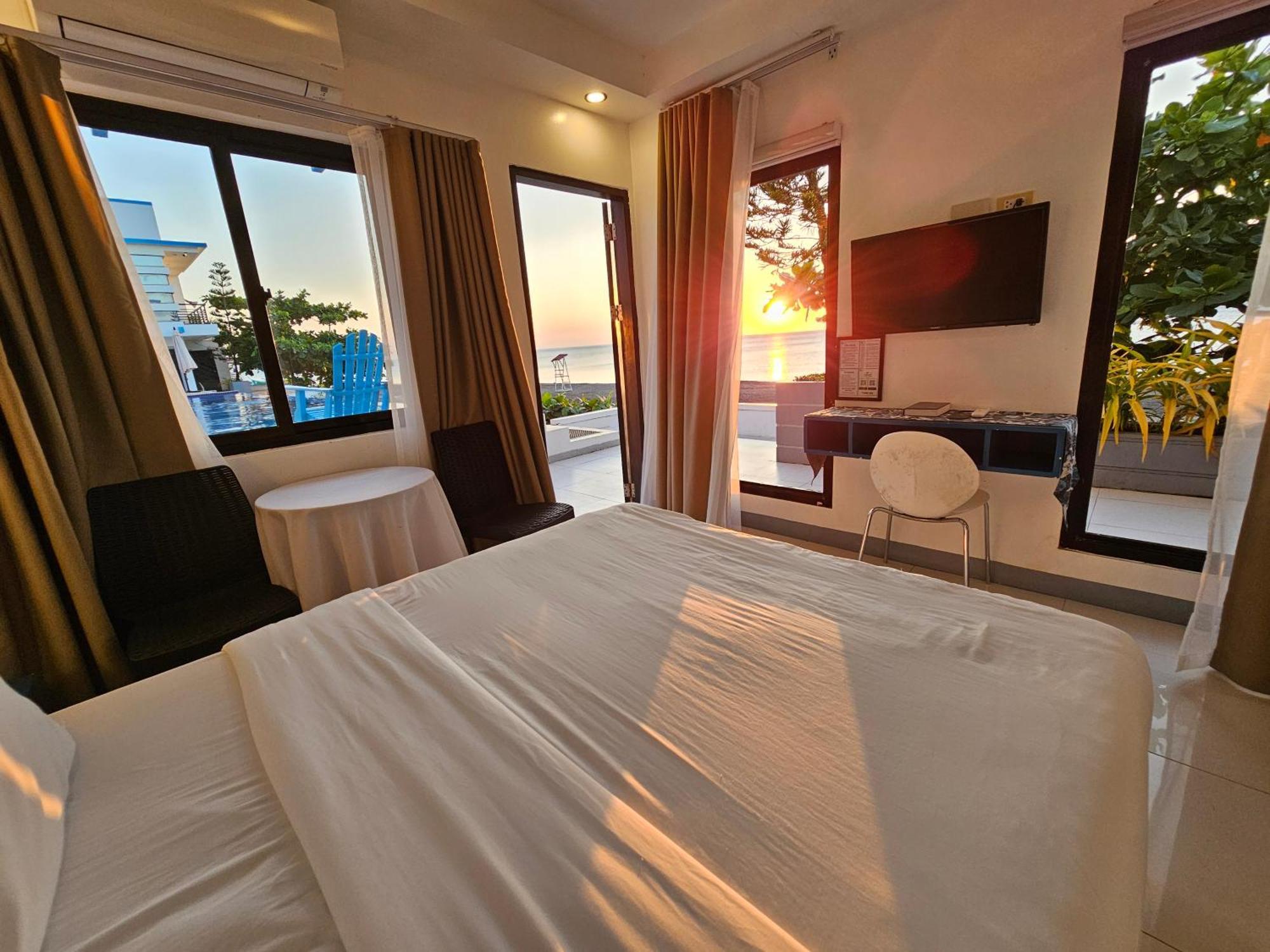 Blue Coast Beach Hotel Santa Ana  Екстер'єр фото